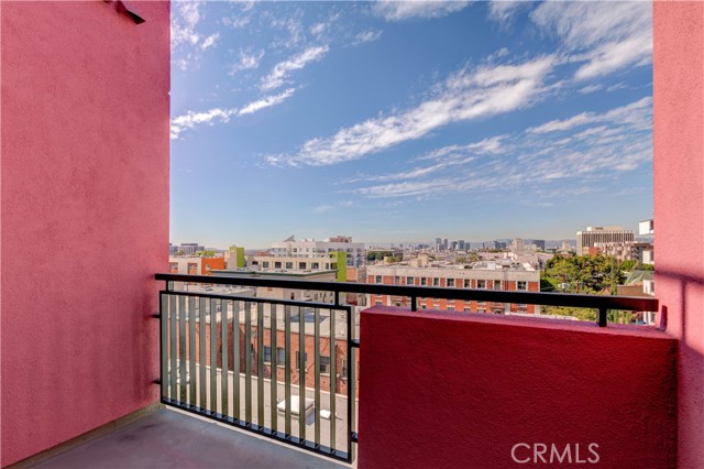 Detail Gallery Image 18 of 21 For 1234 Wilshire Bld #514,  Los Angeles,  CA 90017 - 1 Beds | 1 Baths