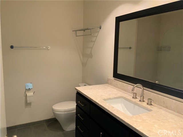 737 Avocado Avenue, Corona del Mar CA: https://media.crmls.org/medias/fcd4527d-e671-4647-996b-3f59be2ea774.jpg