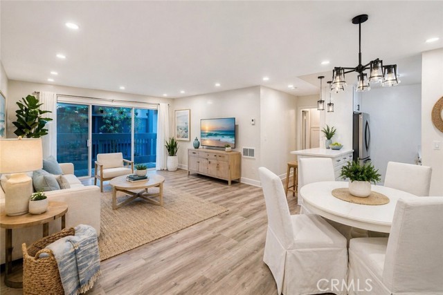 Front Image Thumbnail for CRSB26065018