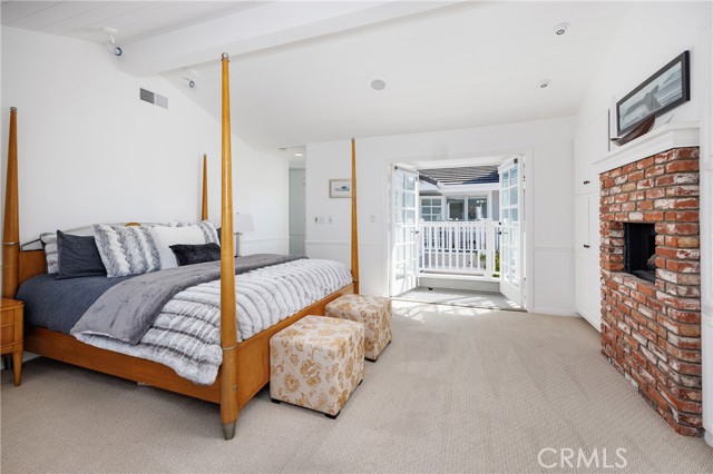 Detail Gallery Image 14 of 33 For 111 via Undine, Newport Beach,  CA 92663 - 5 Beds | 4 Baths