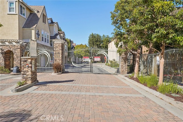 Detail Gallery Image 48 of 50 For 2889 Plaza Del Amo #405,  Torrance,  CA 90503 - 3 Beds | 2/1 Baths