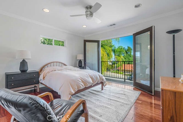 Detail Gallery Image 24 of 30 For 3325 Alginet, Encino,  CA 91436 - 6 Beds | 4/1 Baths