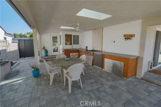 Detail Gallery Image 33 of 49 For 6641 Gerald Ave, Van Nuys,  CA 91406 - 4 Beds | 2 Baths