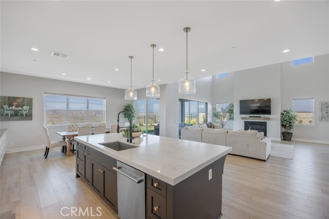 27751 Reel Lane, Stevenson Ranch CA: https://media.crmls.org/medias/fcd5a35f-a961-4004-874c-98e88899a1b3.jpg