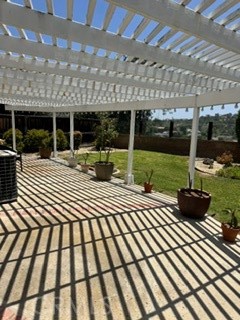 https://media.crmls.org/medias/fcd60c09-1290-4c50-b6a0-87f9533a24c9.jpg?preset=X-Large