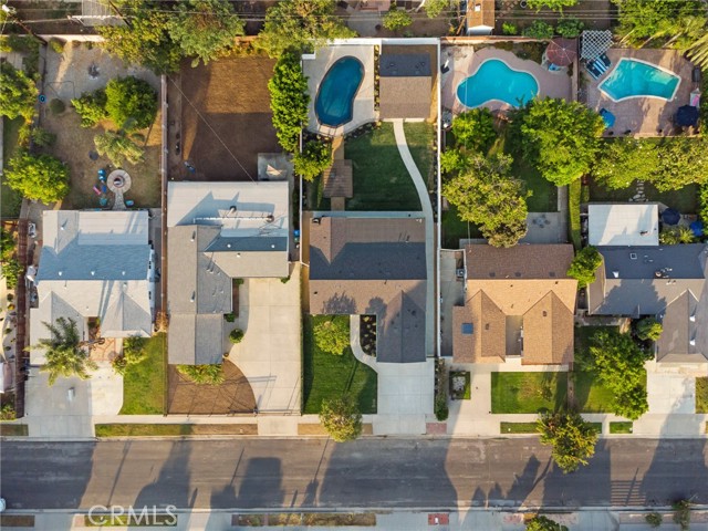 8840 Valjean Avenue, North Hills CA: https://media.crmls.org/medias/fcd62381-ae30-4281-9ba8-e03073eaab65.jpg