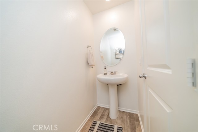 Detail Gallery Image 7 of 31 For 8346 Woodrose St, Jurupa Valley,  CA 92509 - 3 Beds | 2/1 Baths