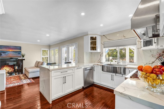 Detail Gallery Image 21 of 51 For 24541 Gardenstone Lane, West Hills,  CA 91307 - 3 Beds | 3 Baths