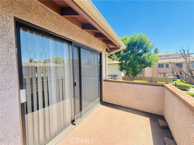 1305 Massachusetts Avenue, Riverside CA: https://media.crmls.org/medias/fcd72d11-97a4-43db-a34e-c3a347f74c92.jpg