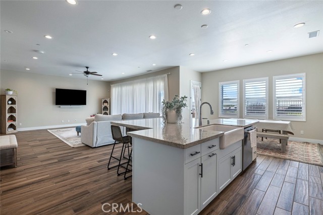 Detail Gallery Image 9 of 43 For 944 Horizon Dr, Madera,  CA 93636 - 3 Beds | 3/1 Baths