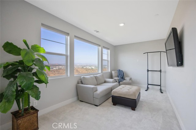 27751 Reel Lane, Stevenson Ranch CA: https://media.crmls.org/medias/fcd7f1e4-55c7-4f6d-ab68-8254da5d0d44.jpg