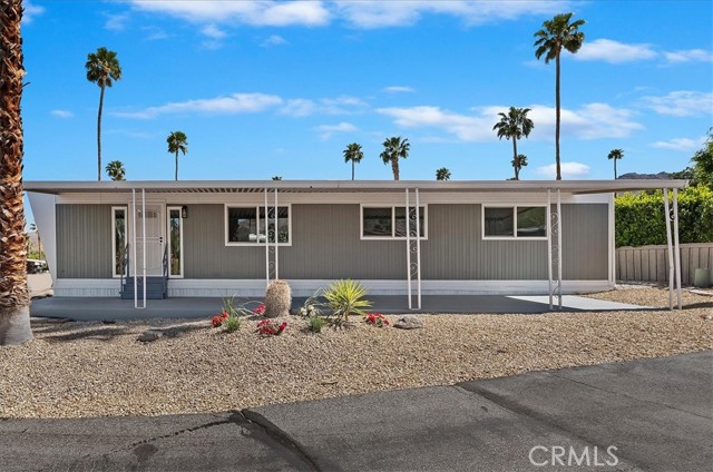 Detail Gallery Image 2 of 32 For 31 Circle a Dr, Palm Desert,  CA 92260 - 2 Beds | 2 Baths