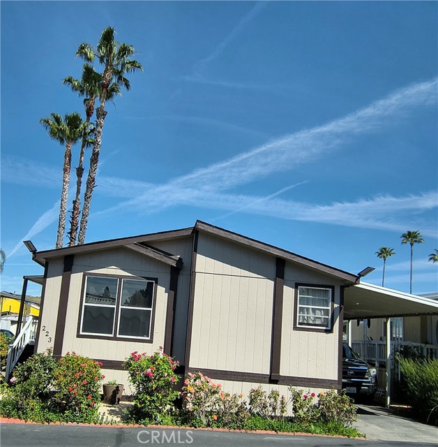 Detail Gallery Image 3 of 6 For 20401 Soledad Canyon Rd #223,  Canyon Country,  CA 91351 - 3 Beds | 2 Baths