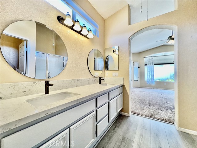 26933 Circus Drive, Menifee CA: https://media.crmls.org/medias/fcd8838f-7efd-4dbe-9612-f7eefab378c7.jpg