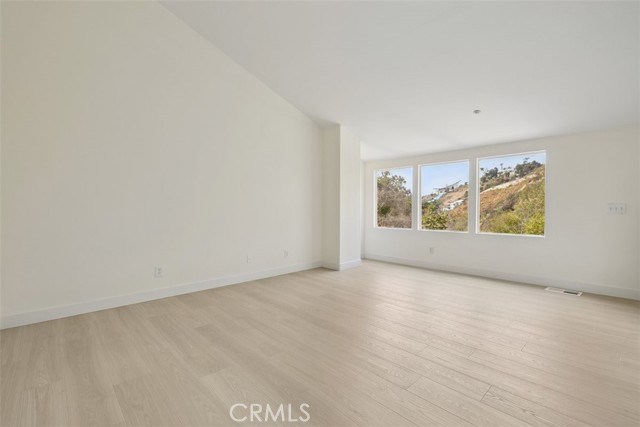 3709 Las Flores Canyon Road, Malibu CA: https://media.crmls.org/medias/fcd89a1a-c09d-409d-a8a3-9f57e63b9b12.jpg