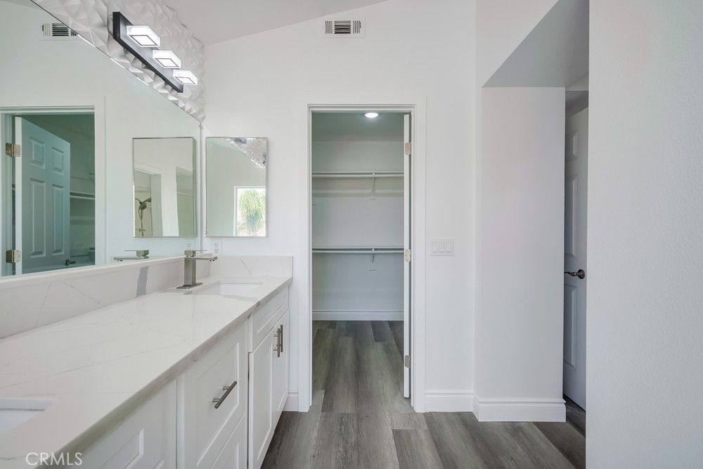 MLS #DW24248529 img 5