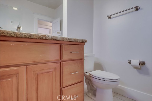 Detail Gallery Image 32 of 46 For 948 Cedar Ave, Long Beach,  CA 90813 - 2 Beds | 1 Baths