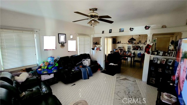 Detail Gallery Image 16 of 43 For 400 West Main, Turlock,  CA 95380 - 6 Beds | 2/1 Baths