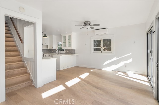 Detail Gallery Image 20 of 38 For 243 Windward, Venice,  CA 90291 - 2 Beds | 2 Baths