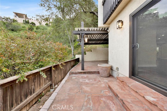 Detail Gallery Image 29 of 43 For 69 Penhill Ct, Glendale,  CA 91206 - 3 Beds | 3 Baths