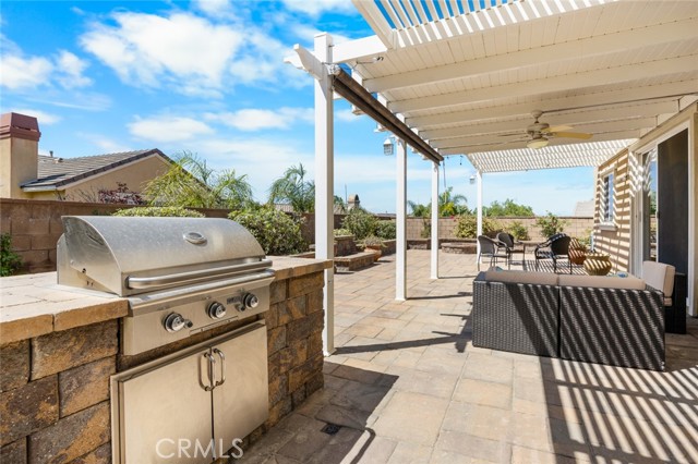 Detail Gallery Image 22 of 23 For 25589 Foxglove, Corona,  CA 92883 - 5 Beds | 3 Baths