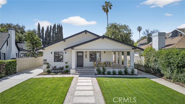 Front Image Thumbnail for CRWS26068674