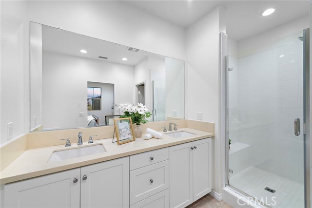 Detail Gallery Image 19 of 45 For 111 Henson, Irvine,  CA 92620 - 4 Beds | 3 Baths