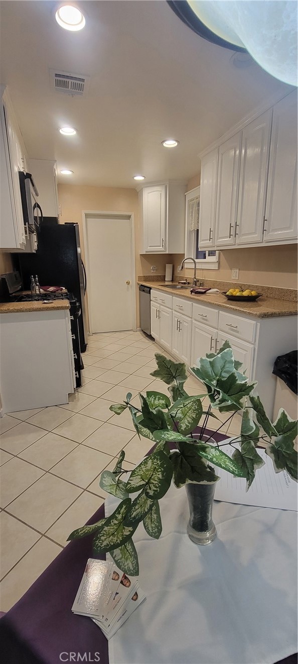 Detail Gallery Image 33 of 35 For 11721 Dale St, Garden Grove,  CA 92841 - 4 Beds | 2 Baths