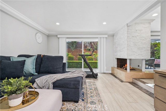4077 Rousseau Lane, Palos Verdes Peninsula, California 90274, 3 Bedrooms Bedrooms, ,2 BathroomsBathrooms,Residential,For Sale,Rousseau,SB25236323
