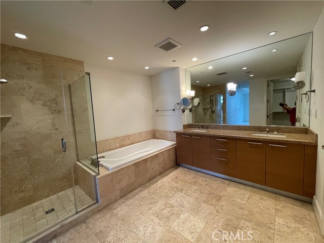 Detail Gallery Image 14 of 75 For 5038 Scholarship, Irvine,  CA 92612 - 2 Beds | 2 Baths