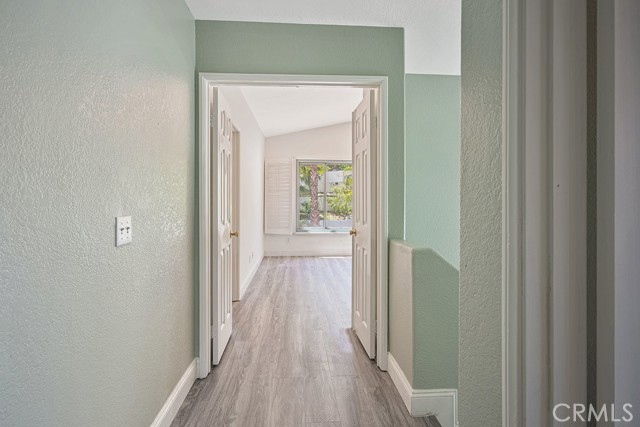 Detail Gallery Image 33 of 62 For 14846 Narcissus Crest Ave, Canyon Country,  CA 91387 - 5 Beds | 2/1 Baths