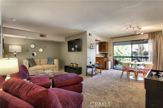 Image 3 for 5125 Waverly DR #B8