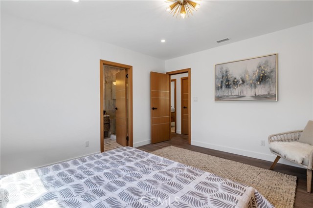 600 26th Street, Manhattan Beach, California 90266, 3 Bedrooms Bedrooms, ,2 BathroomsBathrooms,Residential,Sold,26th,SB22148889