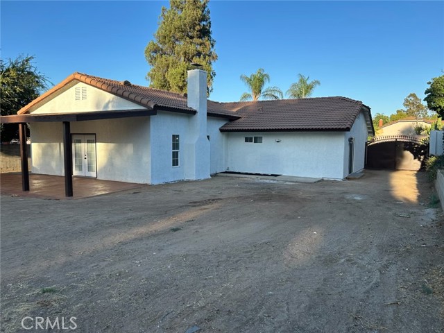 8138 Camelot Road, Riverside CA: https://media.crmls.org/medias/fcdd8f39-94ef-4eae-850e-9dae2ad1e61b.jpg