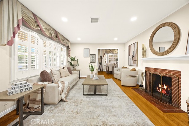 314 S Old Ranch Road, Arcadia CA: https://media.crmls.org/medias/fcde2dd4-7d9b-45ce-baa2-a028050c5652.jpg