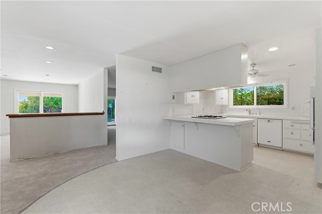 Detail Gallery Image 8 of 22 For 26136 Veva Way, Calabasas,  CA 91302 - 3 Beds | 2 Baths