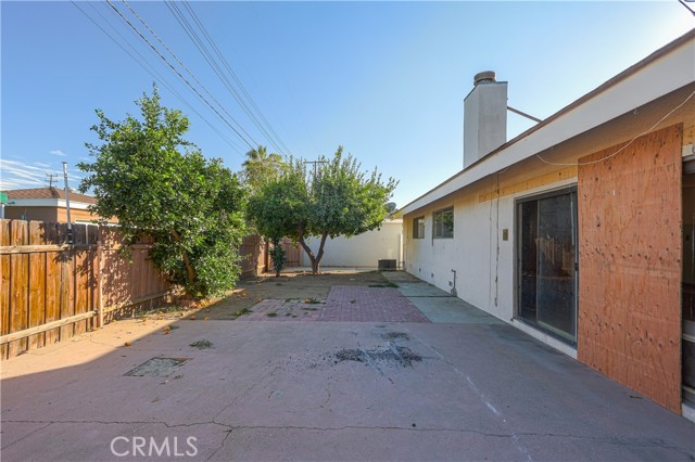 Detail Gallery Image 21 of 25 For 8848 Gerald Ave, North Hills,  CA 91343 - 4 Beds | 2 Baths