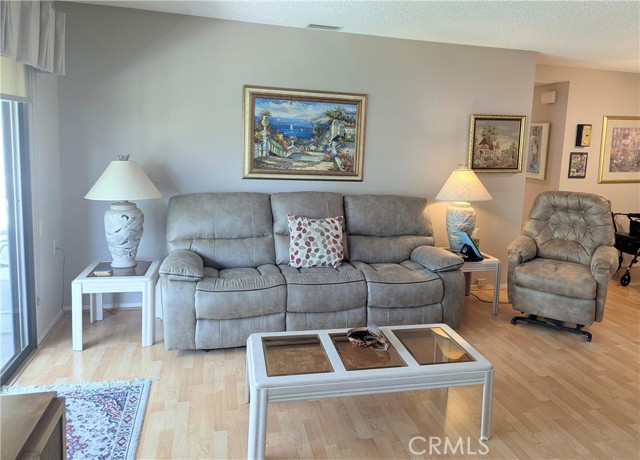 Detail Gallery Image 5 of 18 For 852 Ronda Mendoza #O,  Laguna Woods,  CA 92637 - 2 Beds | 2 Baths