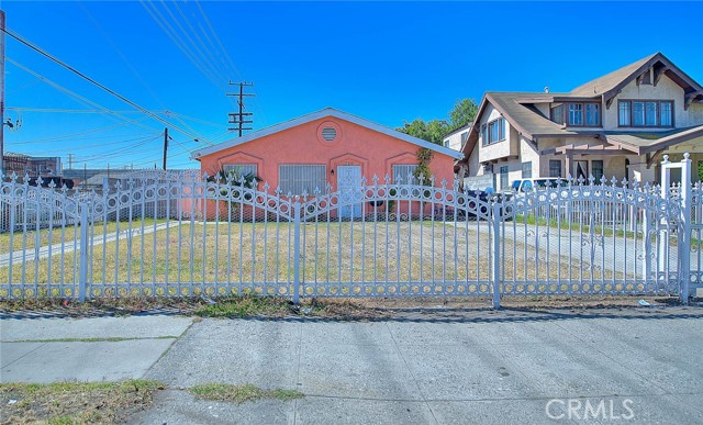 1716 W 48Th St, Los Angeles, CA 90062