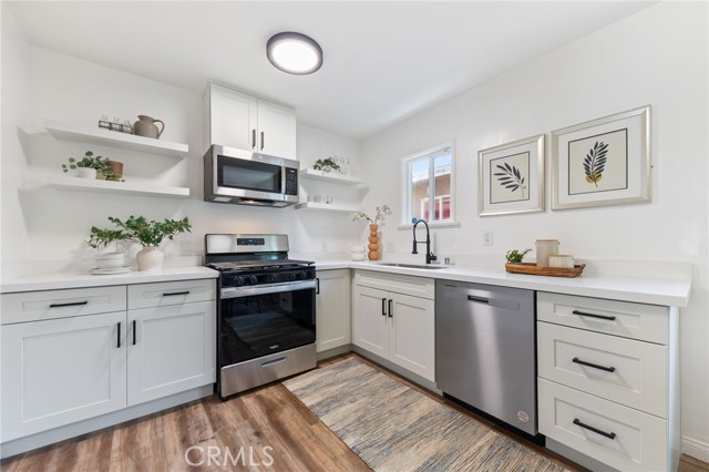 5536 Linden Avenue, Long Beach CA: https://media.crmls.org/medias/fce07529-3fb9-408e-ae9b-af31e036a395.jpg