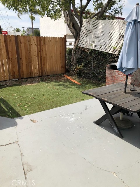 Detail Gallery Image 7 of 9 For 619 Orange Grove, Glendale,  CA 91205 - 2 Beds | 1 Baths