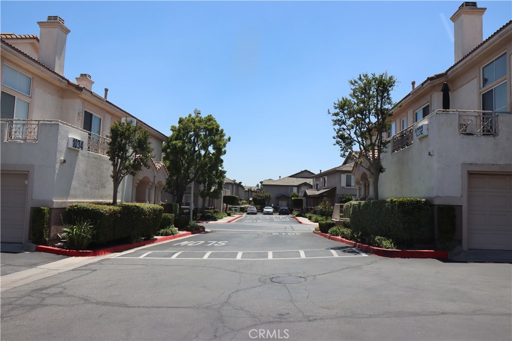 1044 TURNER Avenue #207