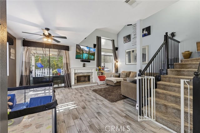 Detail Gallery Image 10 of 33 For 2026 San Diego, Corona,  CA 92882 - 3 Beds | 2/1 Baths