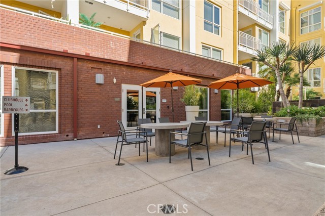Detail Gallery Image 29 of 34 For 21301 Erwin #206,  Woodland Hills,  CA 91367 - 2 Beds | 2 Baths