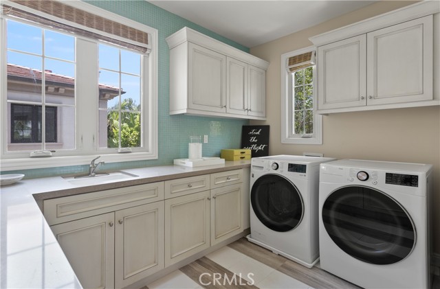 121 Amber Sky, Irvine CA: https://media.crmls.org/medias/fce16867-4fe2-4030-ba5d-fd2d84327667.jpg