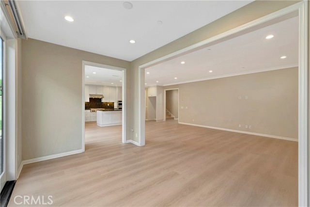 Detail Gallery Image 6 of 51 For 114 Chestnut Gv, Irvine,  CA 92620 - 4 Beds | 3 Baths