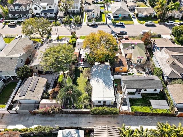 Detail Gallery Image 8 of 48 For 268 & 270 Walnut St, Costa Mesa,  CA 92627 - 3 Beds | 2/1 Baths