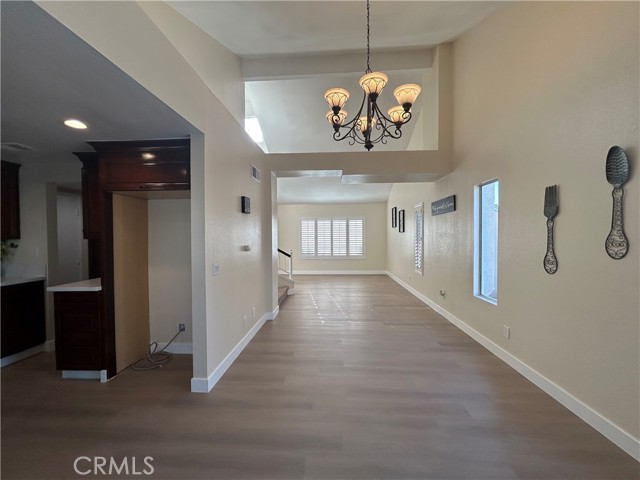 Detail Gallery Image 6 of 42 For 26888 Day Break Dr, Corona,  CA 92883 - 3 Beds | 2/1 Baths