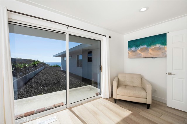 32461 Mediterranean Drive, Dana Point CA: https://media.crmls.org/medias/fce35bb4-37c6-46bf-b363-4d8cbd823ae7.jpg