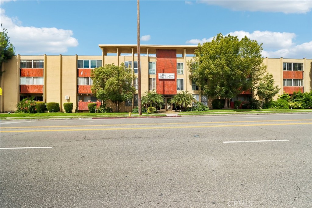 6225 Coldwater Canyon Avenue #102
